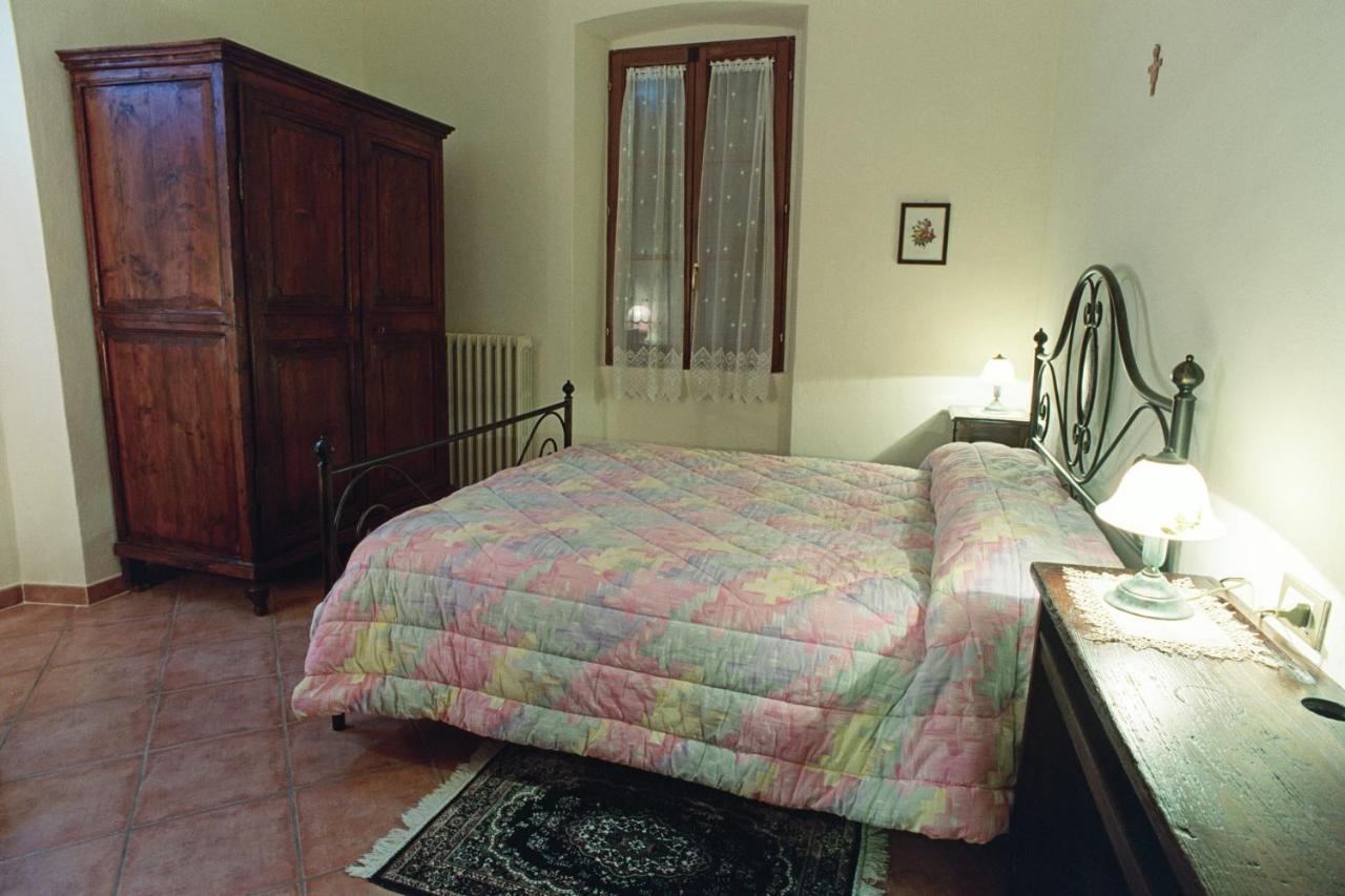 Agriturismo Monte Acuto Umbertide Habitación foto