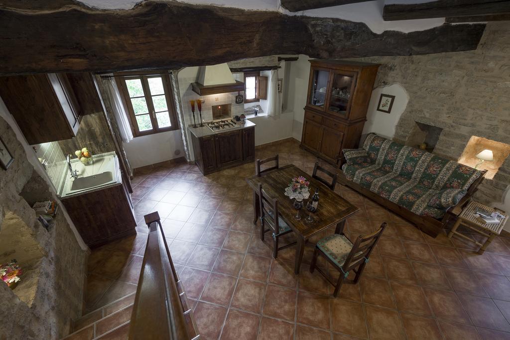 Agriturismo Monte Acuto Umbertide Habitación foto